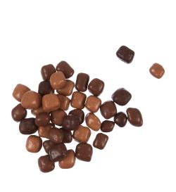 Жевательные конфеты в шоколаде «Три шоколада», 75г